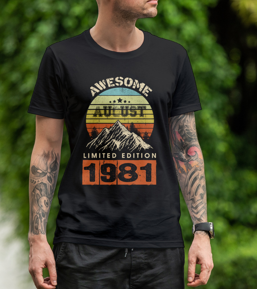 Awesome Vintage August 1981 Mountain Retro T-Shirt