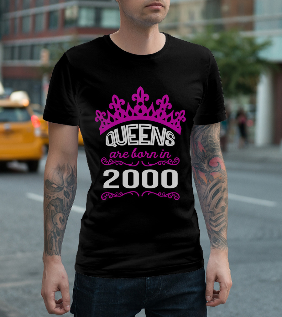 Queens Born In 2000 With Pink Crown Motif T-Shirt