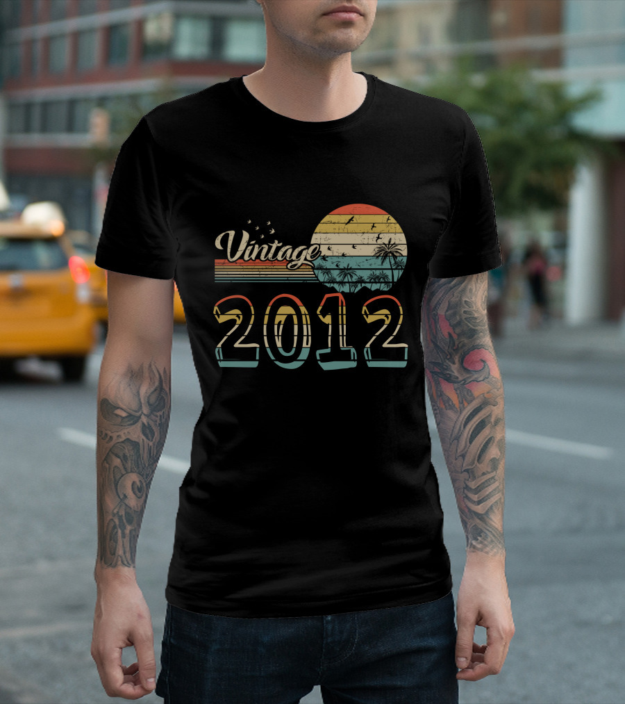 Vintage 2012 Tropical Sunset Palm Trees Birds T-Shirt